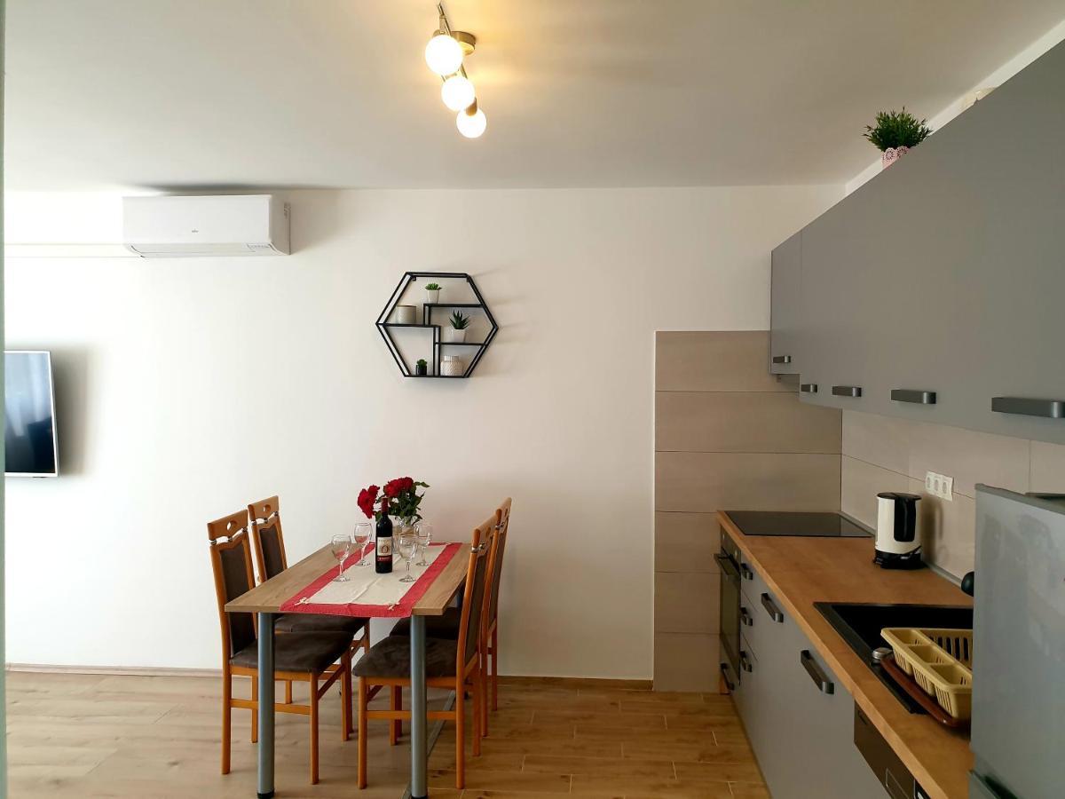Apartment Mon Cheri-Located In A Quiet Neighbourhood Near Beaches Free Parking PUY Exterior foto