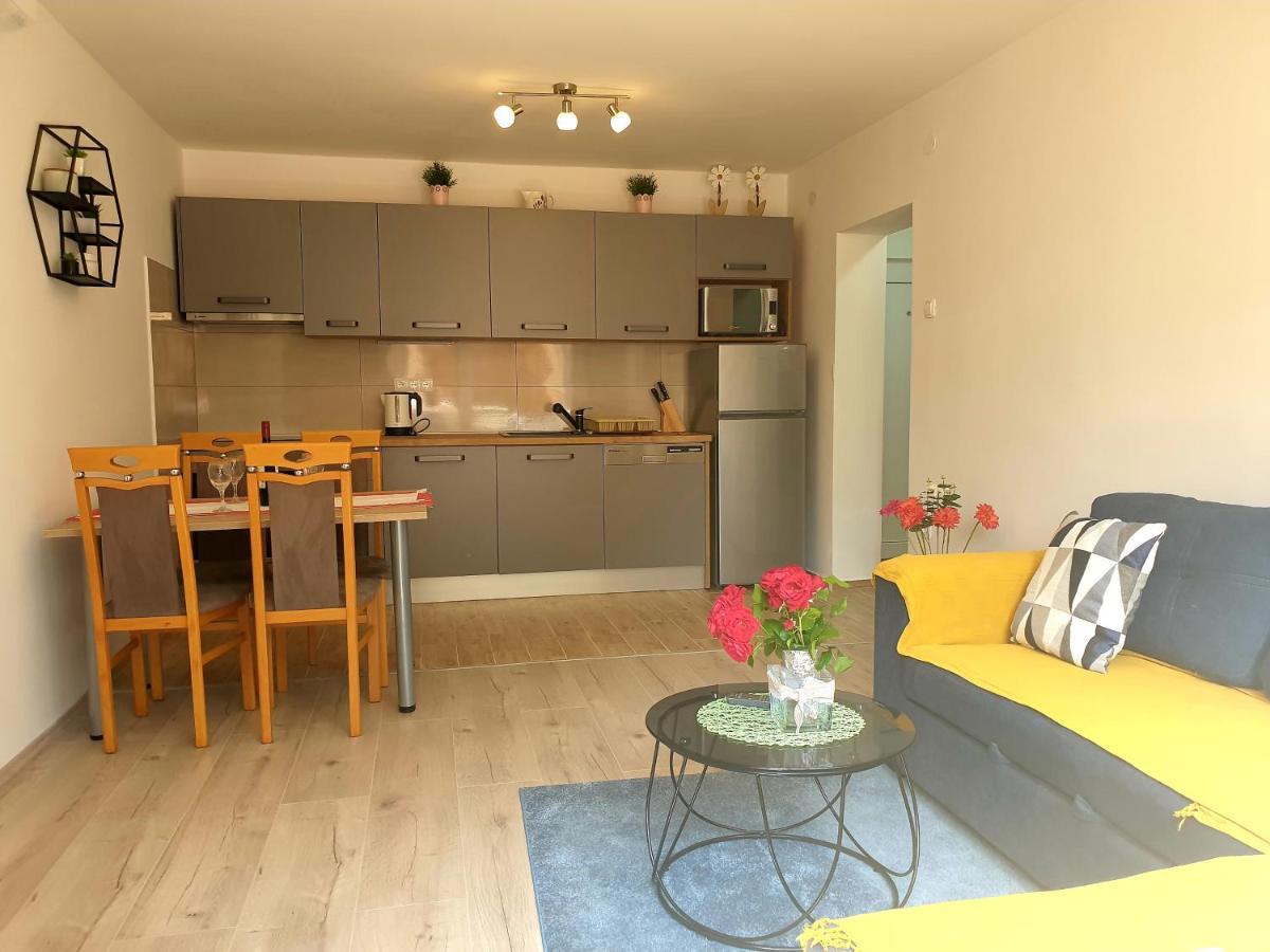 Apartment Mon Cheri-Located In A Quiet Neighbourhood Near Beaches Free Parking PUY Exterior foto